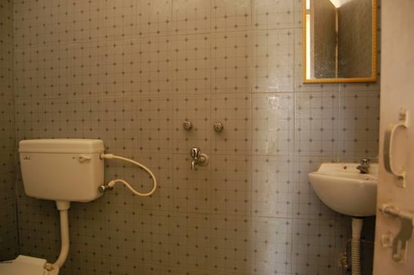 Maruti Guest House Varanasi Quarto foto