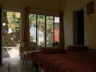 Maruti Guest House Varanasi Exterior foto